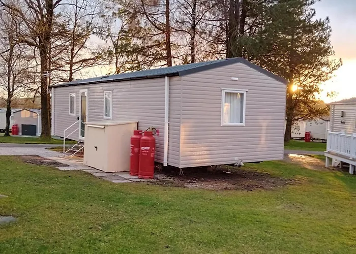 Stylish Caravan At Bowland Fell In Yorkshire Ref 93025r * Skipton